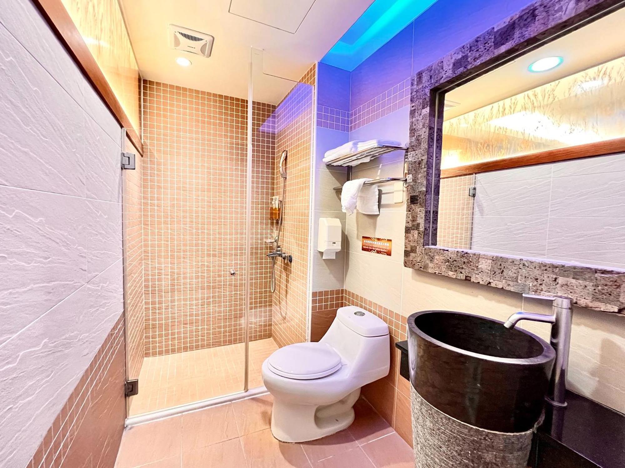 Seasons Bali Fashion Inn Kenting Exterior photo