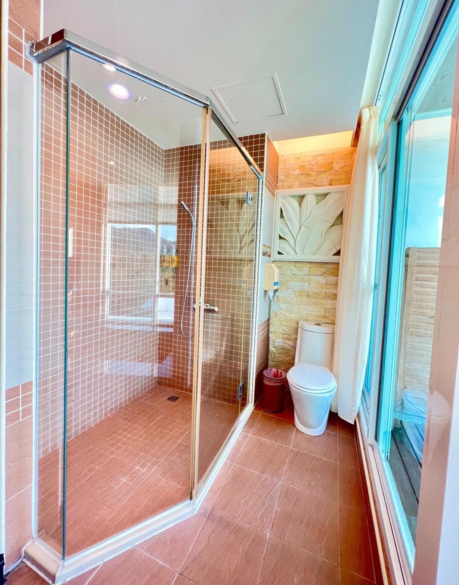Seasons Bali Fashion Inn Kenting Exterior photo