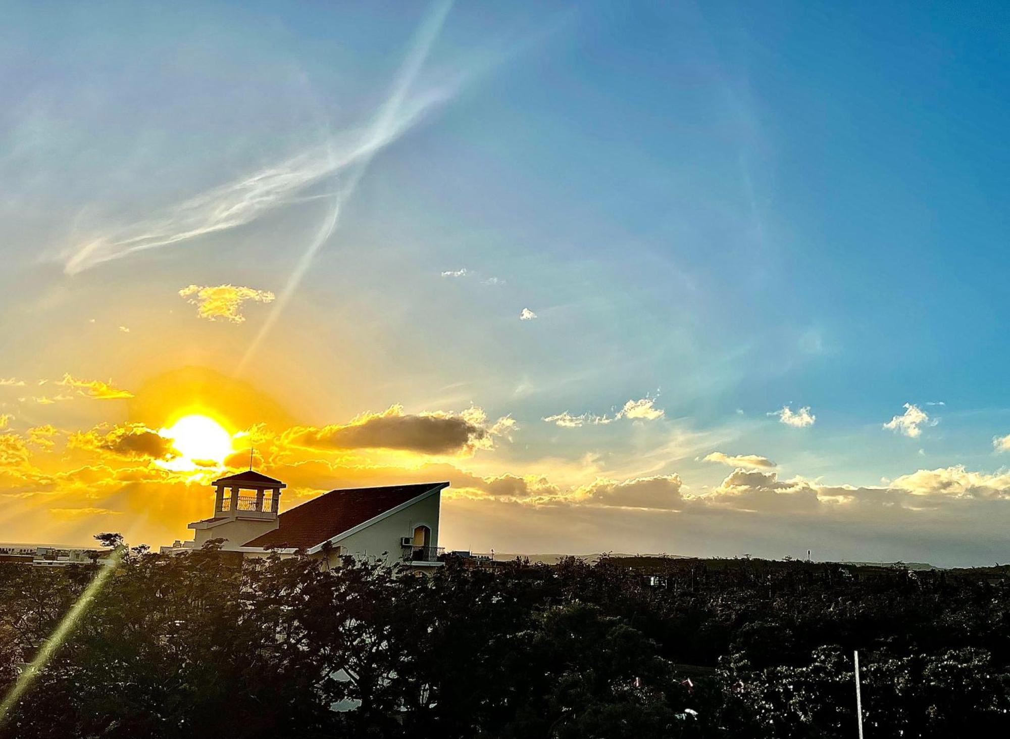 Seasons Bali Fashion Inn Kenting Exterior photo